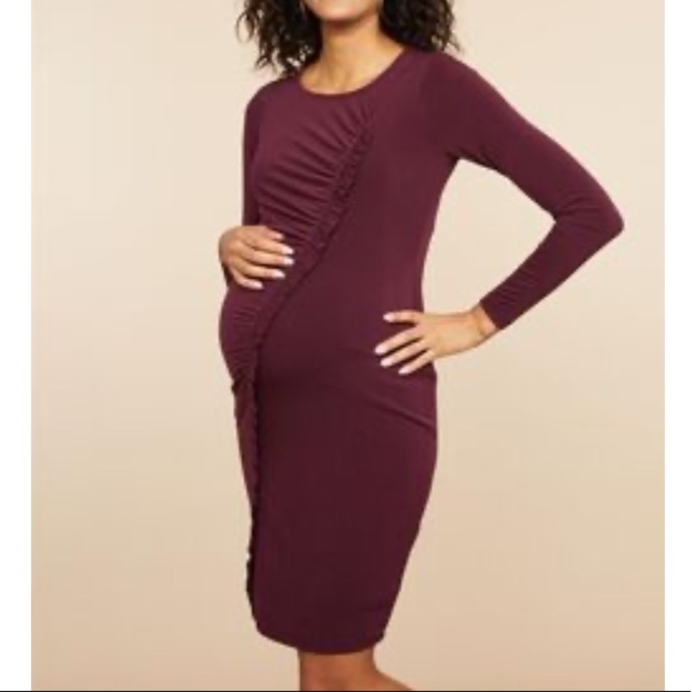Ruffled line detail maternity dress